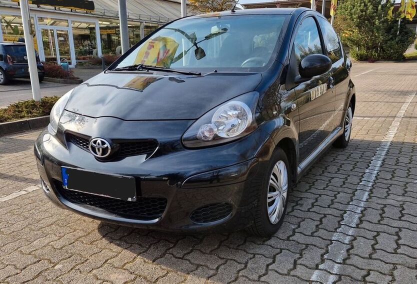 Aygo (X)