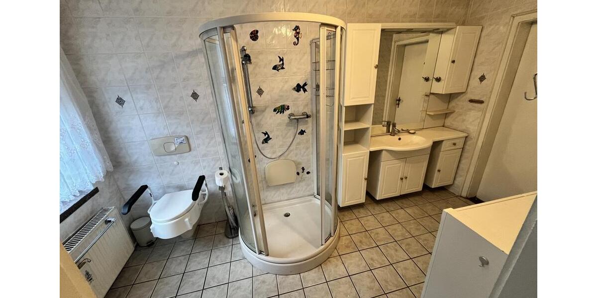 Reihenhaus Eisleben (Lutherstadt) - 7 Zimmer, 132 m&sup2;, 37.000&euro; | Angebot:26393130