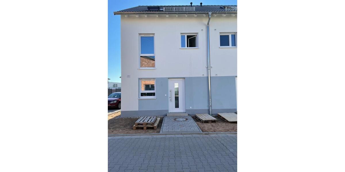 Reihenhaus Mainhausen - 4 Zimmer, 130 m&sup2;, 1.550&euro; | Angebot:25964505