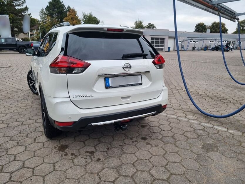 Nissan X-Trail 67.800 km 21.800 € Lübeck 23560
