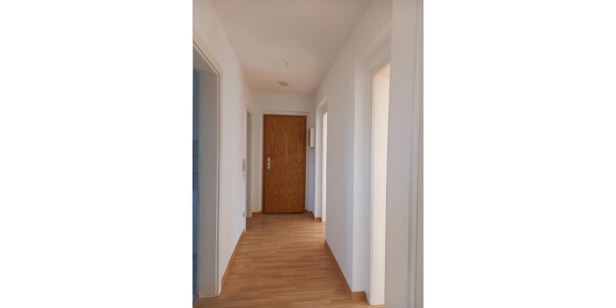 RESERVIERT! Lichtdurchflutete, sehr gepflegte 3-Zimmer-Wohnung sin Krauschwitz 3 zimmer