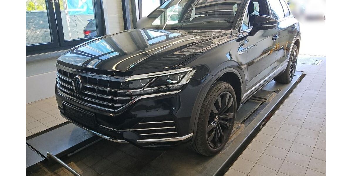 VW Touareg 131.856 km 42.990 &euro; Vechelde 38159