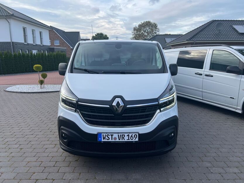 Renault Trafic 147.000 km 18.550 € Apen 26689