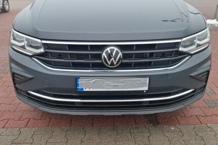 VW Tiguan 22.000 km 29.990 &euro; Krummhörn 26736
