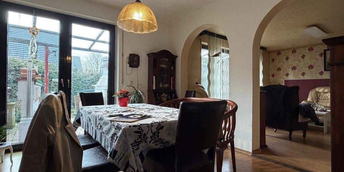 Einfamilienhaus Friesoythe Neuscharrel - 1 Zimmer, 226 m&sup2;, 290.000&euro; | Angebot:25769101