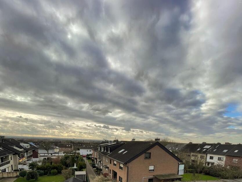 RE-Quellberg, Exklusive, top-moderne 2,5-Zimmer-WHG mit Südbalkon zimmer