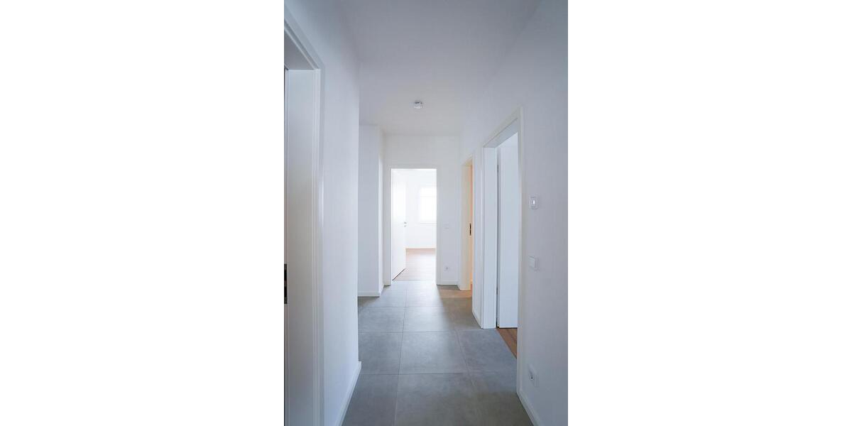 Etagenwohnung Potsdam - 4 Zimmer, 125 m&sup2;, 2.390&euro; | Angebot:25258731