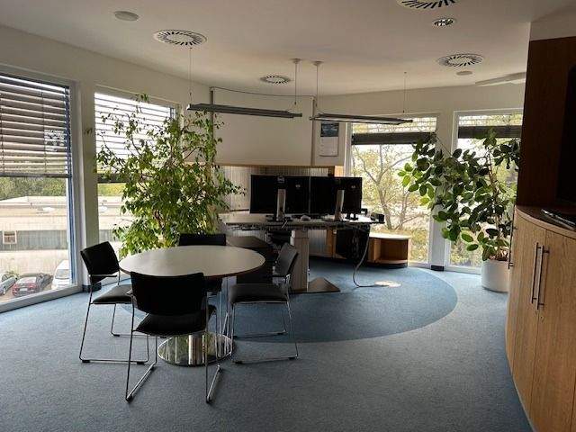 Gewerbeobjekt Weißenhorn - 1 Zimmer, 750 m&sup2;, 6.000&euro; | Angebot:24450599