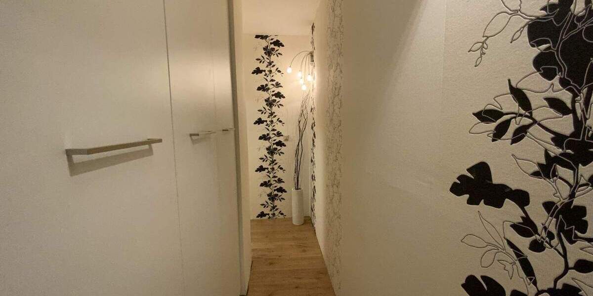 Etagenwohnung Sömmerda - 5 Zimmer, 134 m&sup2;, 210.000&euro; | Angebot:25211201