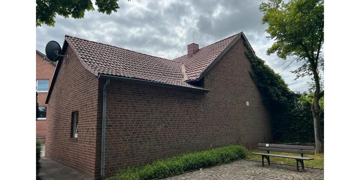 Einfamilienhaus Wassenberg - 4 Zimmer, 120 m&sup2;, 150.000&euro; | Angebot:27141919