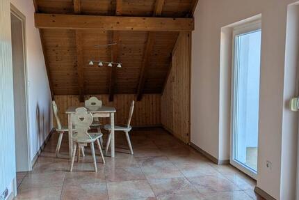 Haus Vilshofen an der Donau - 9 Zimmer, 215 m&sup2;, 1.390&euro; | Angebot:26102324