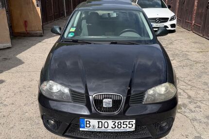 Seat Ibiza 136.528 km 650 &euro; Berlin 13359