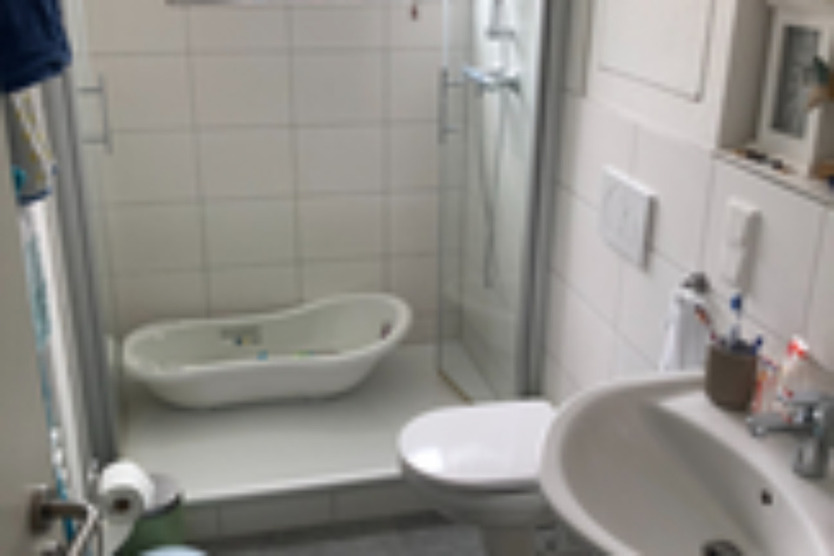 2 Zimmerwohnung mit Küche und Bad