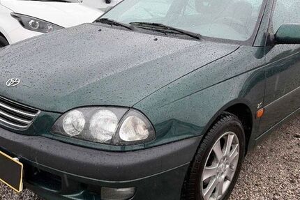 Toyota Avensis 78.000 km 3.500 &euro; Zwenkau OT Löbschütz 04442
