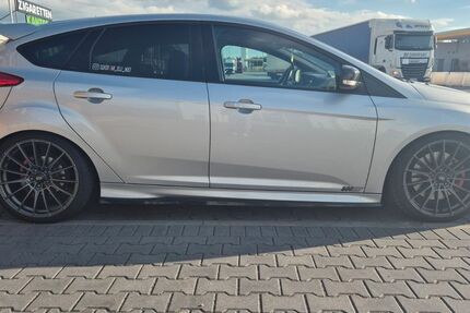 Ford Focus 179.999 km 11.599 &euro; Bautzen 02625