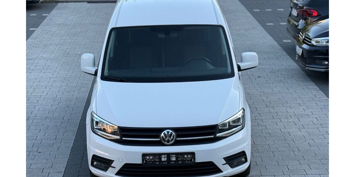 VW Caddy 141.000 km 8.299 &euro; Offenbach am Main 63069