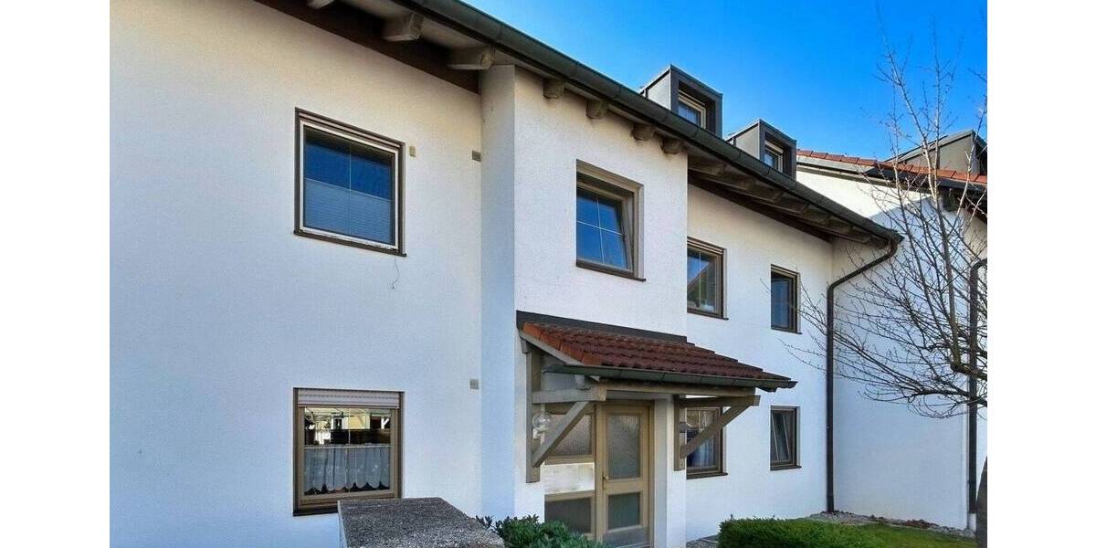 Etagenwohnung Unterneukirchen - 3 Zimmer, 75 m&sup2;, 276.000&euro; | Angebot:26029105