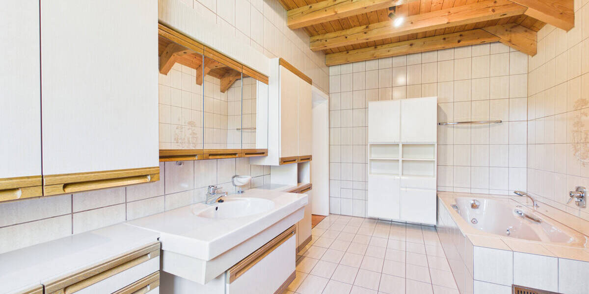 Einfamilienhaus Hasloch Hasselberg - 4 Zimmer, 210 m&sup2;, 1.700&euro; | Angebot:26401362