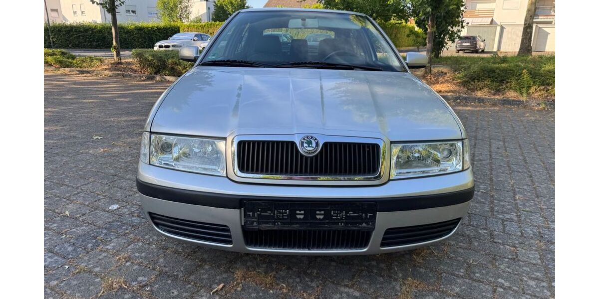 Skoda Octavia 81.000 km 3.900 &euro; Bonn 53179