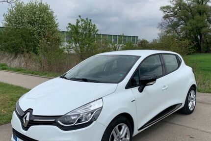 Renault Clio 21.000 km 13.500 € Augsburg 86165
