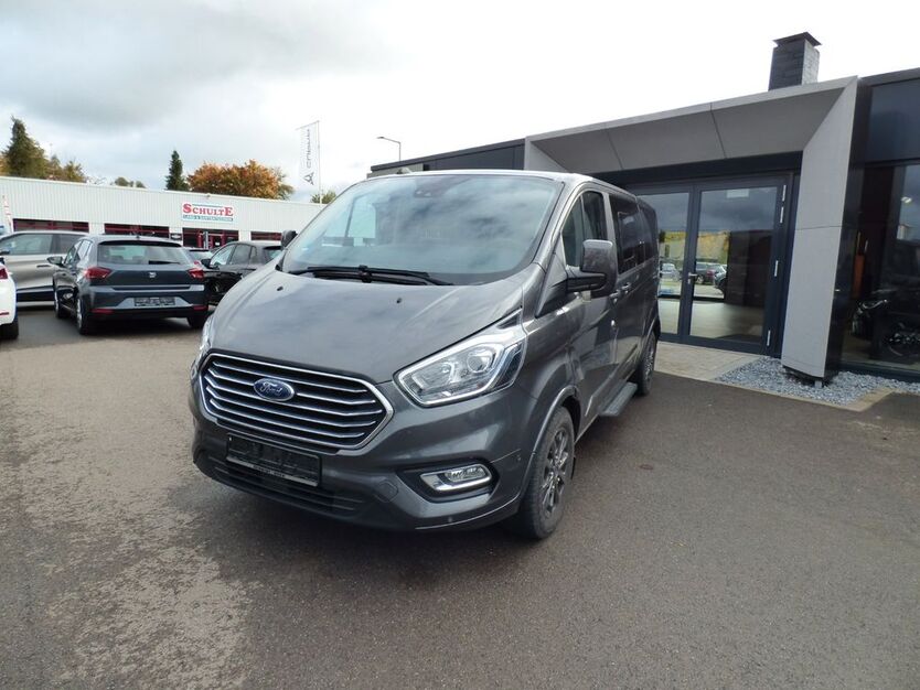 Ford Tourneo Custom 54.683 km 36.980 € Barntrup 32683