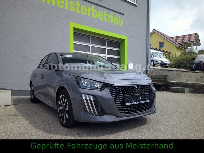 Peugeot 208 11.500 km 15.950 € Ursberg-Bayersried 86513