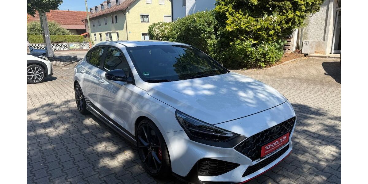 Hyundai i30 25.900 km 28.990 &euro; München 80995