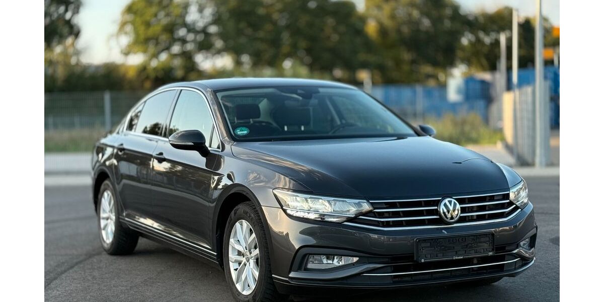 VW Passat 68.600 km 17.900 &euro; Vreden 48691