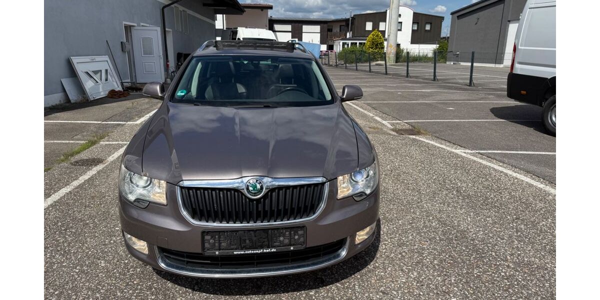 Skoda Superb 234.000 km 3.990 &euro; Schwandorf 92421
