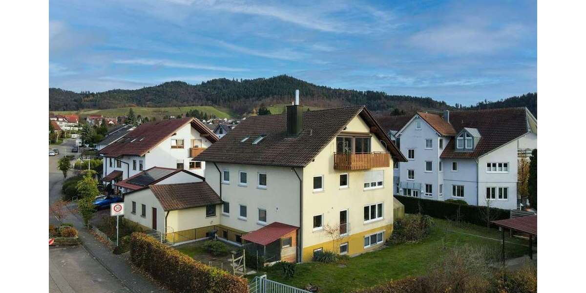 Einfamilienhaus Ortenberg - 12 Zimmer, 340 m&sup2;, 1.050.000&euro; | Angebot:25547571