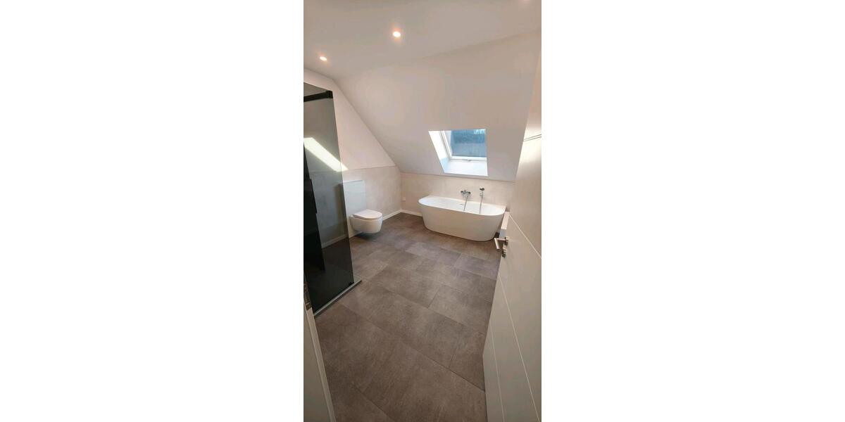 Doppelhaushälfte Wadern - 6 Zimmer, 190 m&sup2;, 1.350&euro; | Angebot:26409659