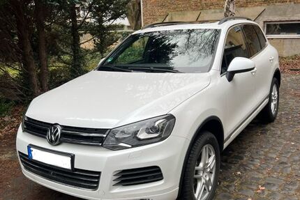 VW Touareg 159.999 km 16.490 € Kassel 34121