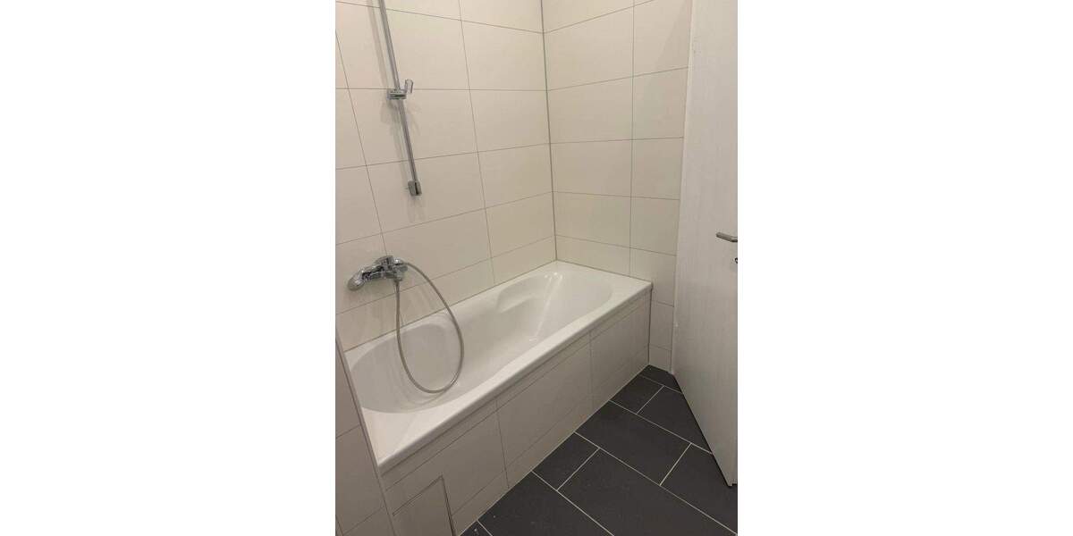 Etagenwohnung Aachen Aachen-Mitte - 5 Zimmer, 100 m&sup2;, 1.395&euro; | Angebot:25823325
