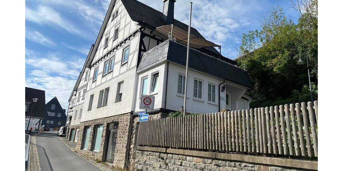 Mehrfamilienhaus, Wohnhaus Schmallenberg Bad Fredeburg - 299.000&euro; | Angebot:25799035