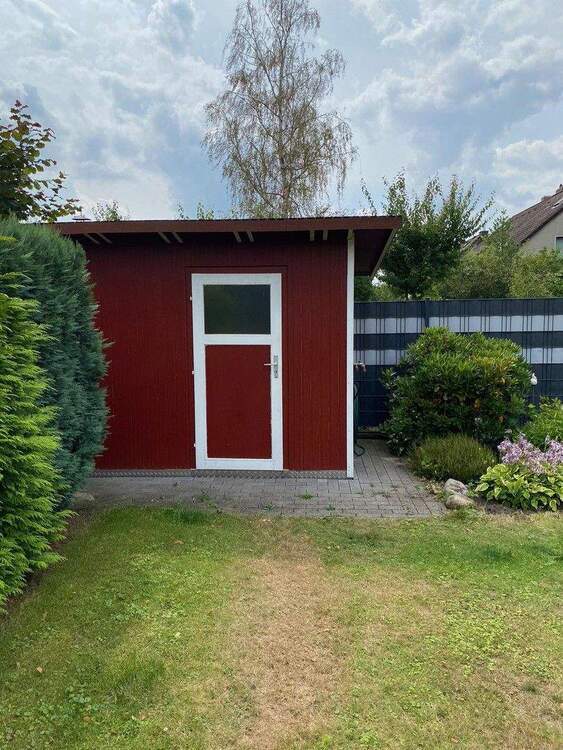 Großzügiges Reihenmittelhaus mit Garten & Garage in zweiter Reihe am Mittellandkanal 5 zimmer