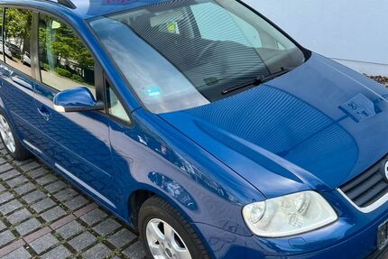 VW Touran 148.000 km 1.500 &euro; Dresden 01139