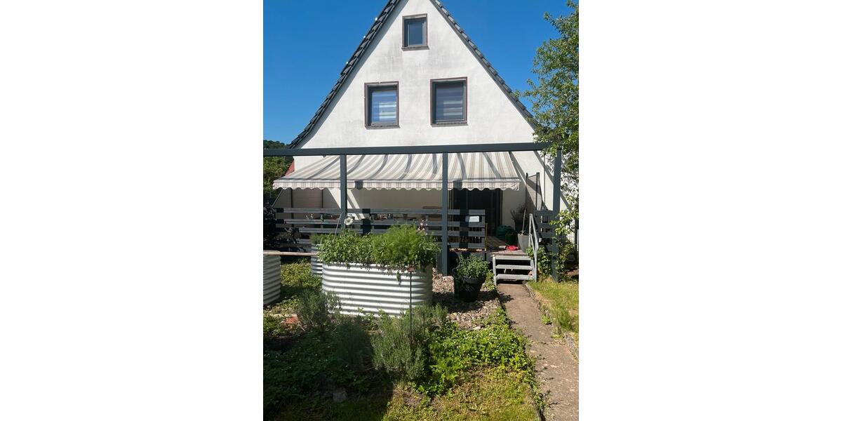 Einfamilienhaus Sontra - 7 Zimmer, 150 m&sup2;, 185.000&euro; | Angebot:26728918
