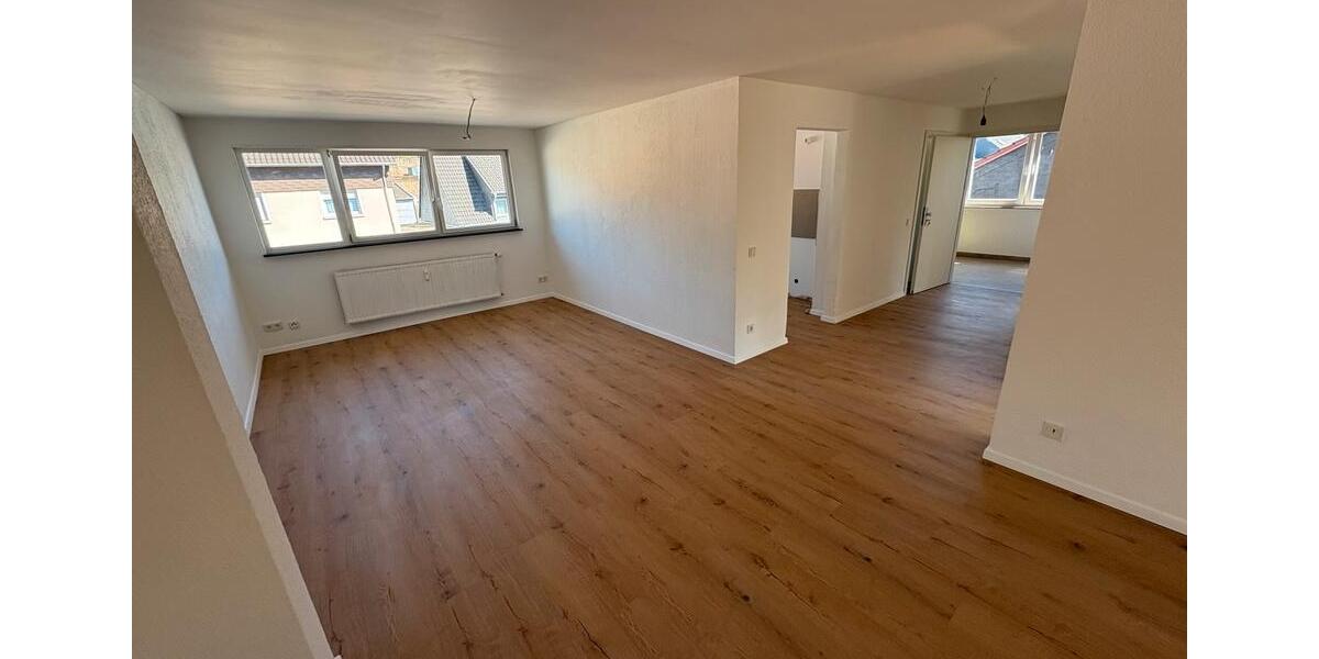 Etagenwohnung Saarlouis - 2 Zimmer, 95 m&sup2;, 900&euro; | Angebot:26393233