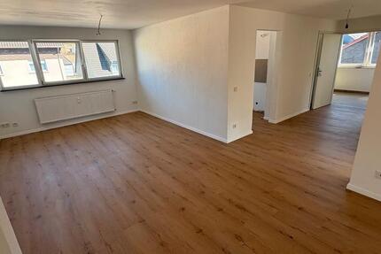 Wohnung Saarlouis - 2 Zimmer, 95 m&sup2;, 900&euro; | Angebot:26393233