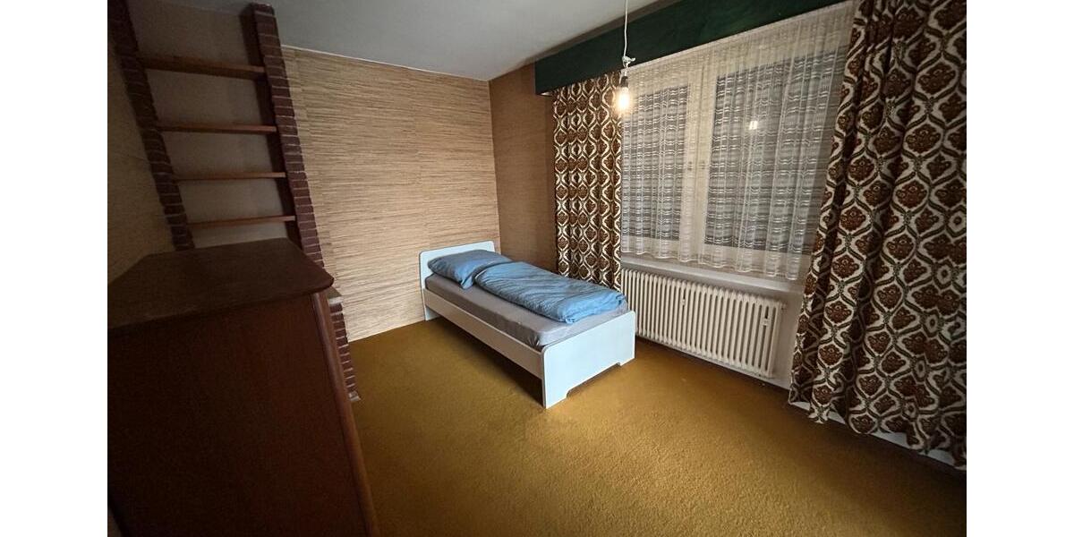 Einfamilienhaus Pöttmes - 17 Zimmer, 300 m&sup2;, 3.000&euro; | Angebot:26086427