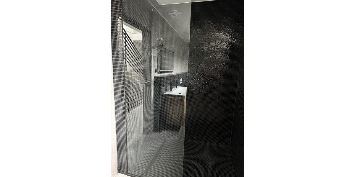 Doppelhaushälfte im Loft-Style mit Blick auf den Main 4 zimmer