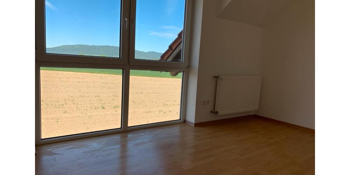 Dachgeschoßwohnung Eschlkam - 5 Zimmer, 90 m&sup2;, 650&euro; | Angebot:24286558