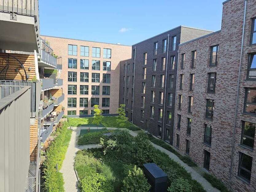 Wohnung zum Mieten in Kiel 1.330 € 87.11 m²