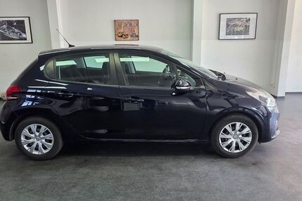 Peugeot 208 58.000 km 6.990 &euro; Asperg/Ludwigsburg bei Stuttgart 71679