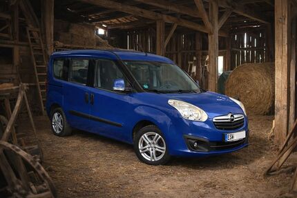 Opel Combo 55.200 km 7.090 &euro; Waldkappel OT Schemmern 37284