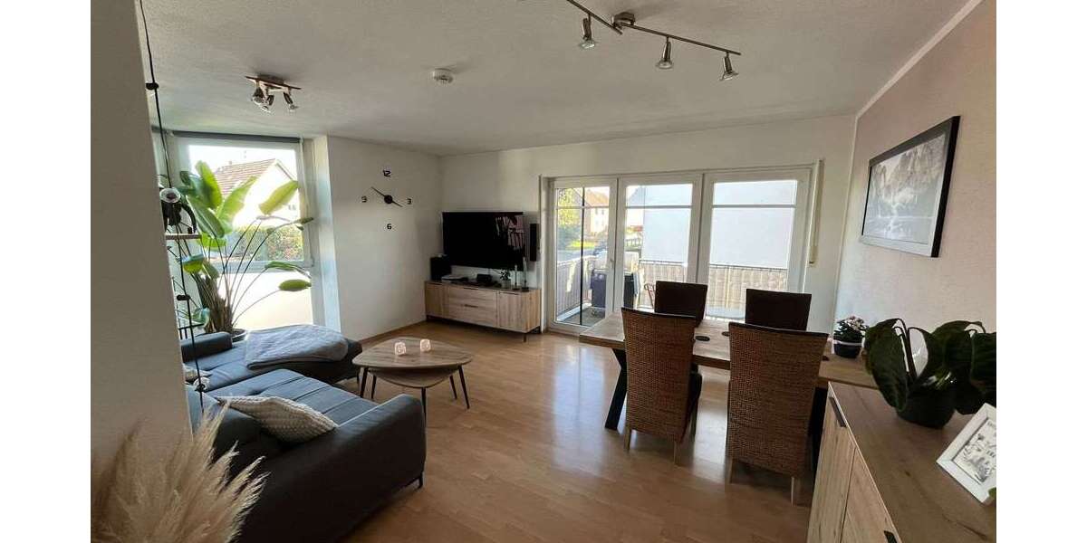 Etagenwohnung Niederkassel - 3 Zimmer, 74 m&sup2;, 920&euro; | Angebot:25421347