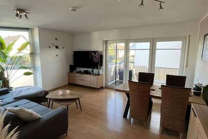 Wohnung Niederkassel - 3 Zimmer, 74 m&sup2;, 920&euro; | Angebot:25421347