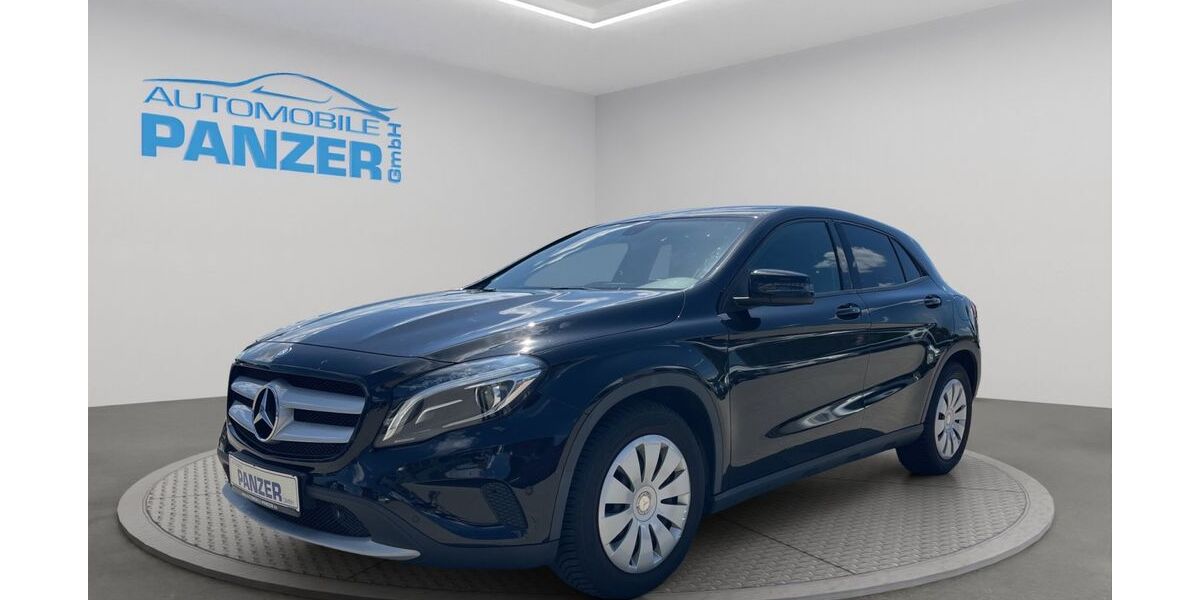 Mercedes-Benz GLA 200 136.000 km 12.990 &euro; Leipzig 04179
