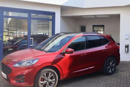Ford Kuga 22.950 km 27.750 € Besigheim 74354