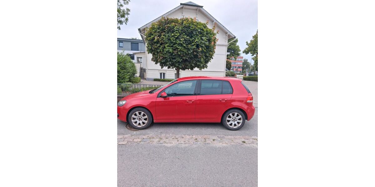 VW Golf 208.000 km 3.290 &euro; Neumünster 24537
